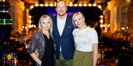 Foto: Erlend Štaub. Paremalt Lisbeth Roos, Taavi Puuorg, Marjelen Jürimets.